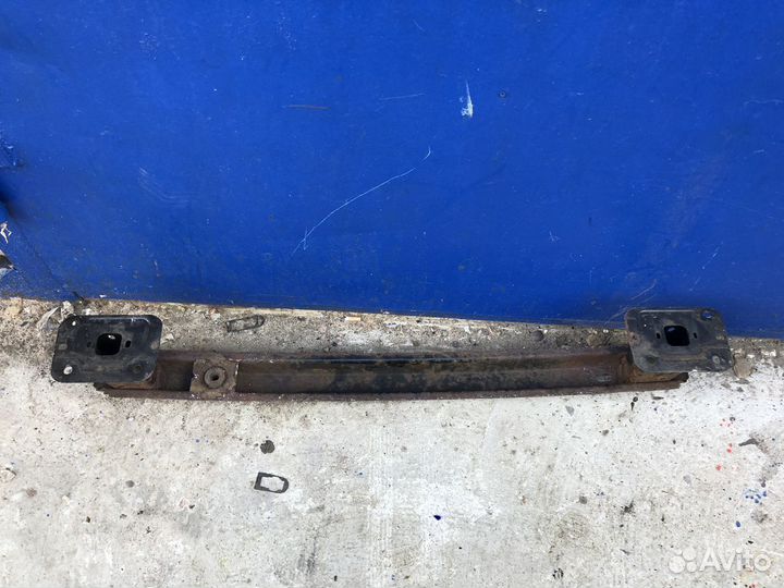 Усилитель заднего бампера Ford Focus 2 хэтчбек