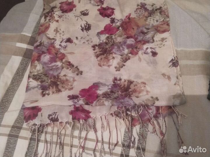 Шарфы и палантины