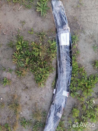 Дефлектор капота