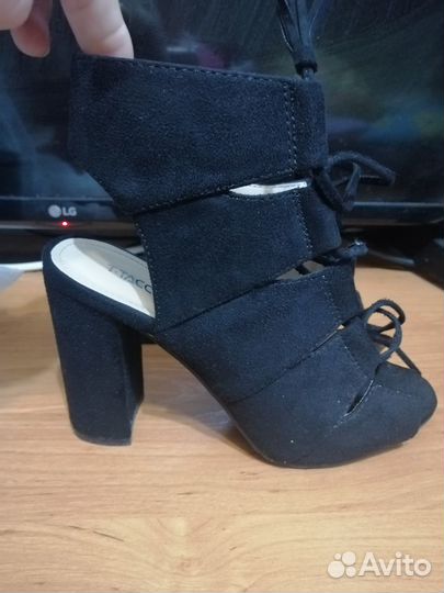 Туфли женские