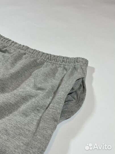 Базовые широкие спортивные штаны оверсайз