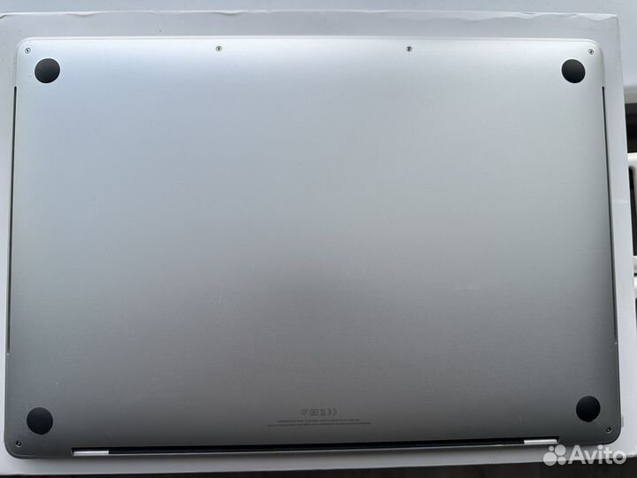 Apple MacBook Pro 16 2019 i7 512gb