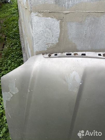 Капот мазда трибут