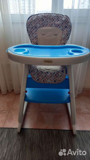 Детский стульчик для кормления