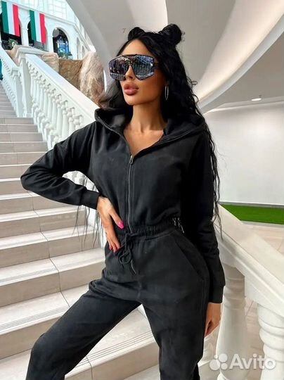 Комбинезон бархатный женский