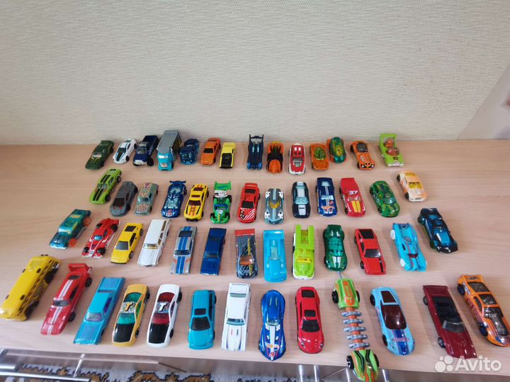 Коллекция hot wheels