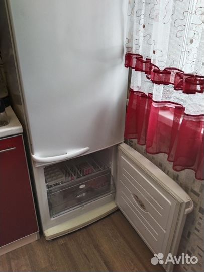 Холодильник бу