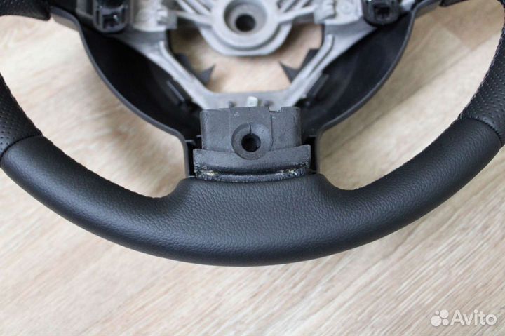 Кожаный руль Ниссан Кашкай.(Обмен)