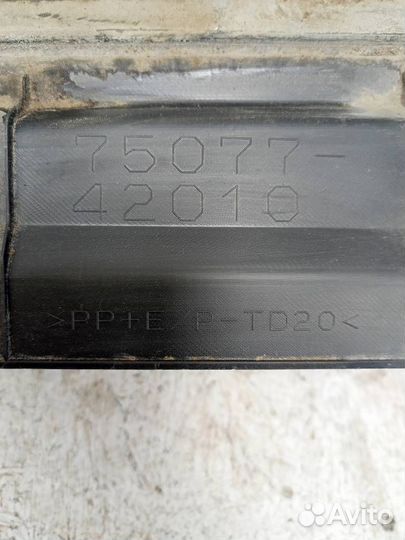 Накладка двери задней правой