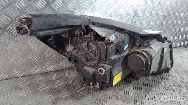 Фара левая к Kia Sorento 3 2016