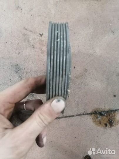 Шкив коленвала Peugeot 307