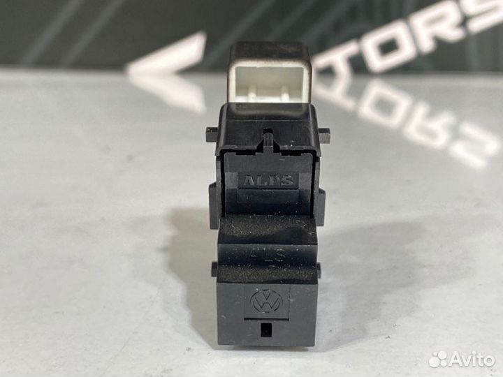 Блок кнопок Volkswagen Touareg 7L AXQ/4 2006