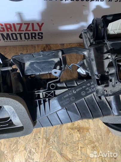 Корпус печки Volkswagen Golf 1K BSE 2008