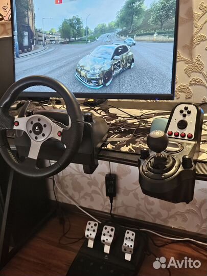 Игровой руль Logitech G25
