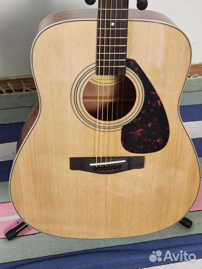 Yamaha f370
