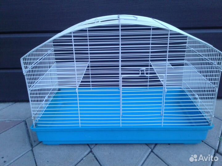 Клетки для различных птиц и животных