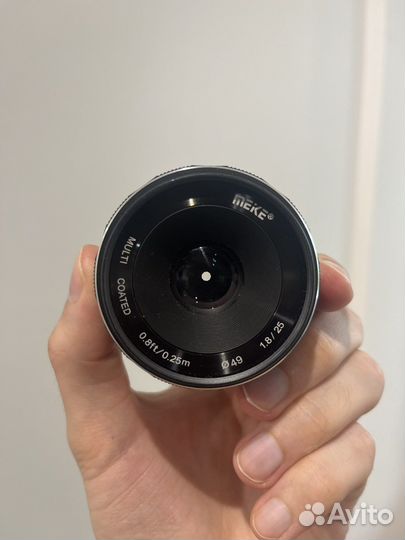 Объектив Meike 25mm f/1.8 для Fuji X-Mount