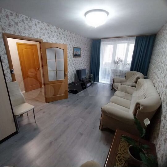 1-к. квартира, 37 м², 1/10 эт.