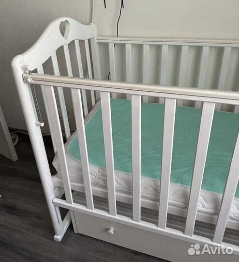 Кроватка детская