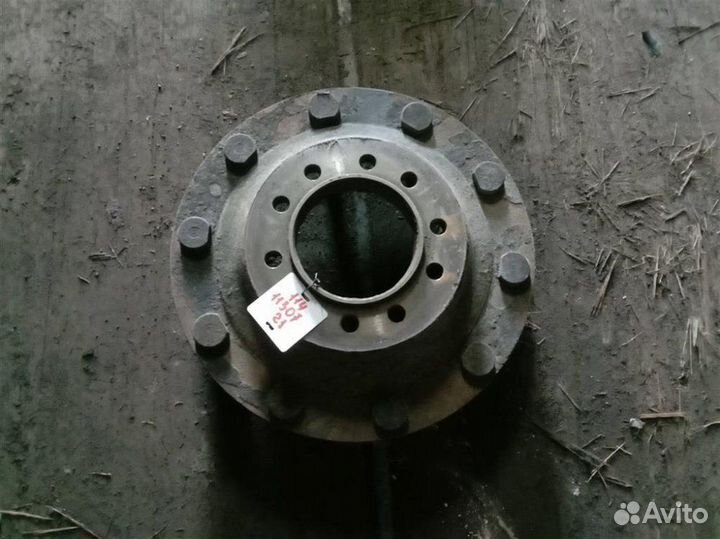 Фланец передней ступицы передний Renault Trucks