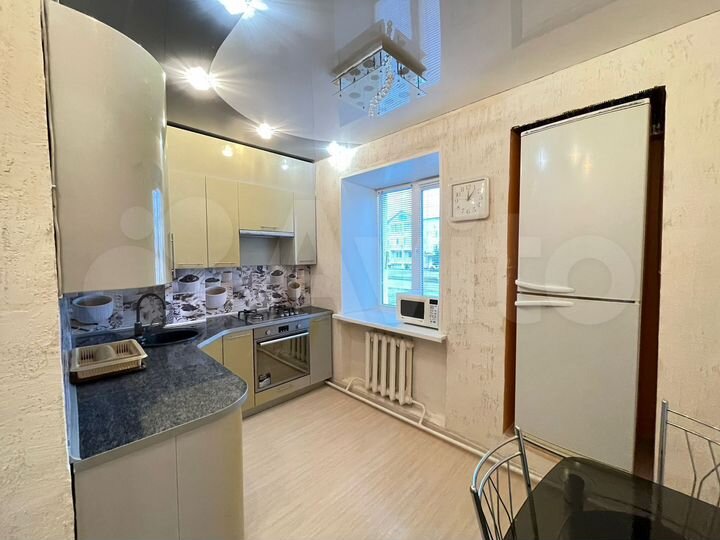 2-к. квартира, 48,8 м², 1/3 эт.