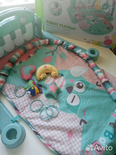 Развивающий коврик с пианино