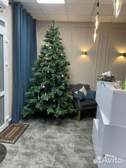 Ель новогодняя ростом 3.60м