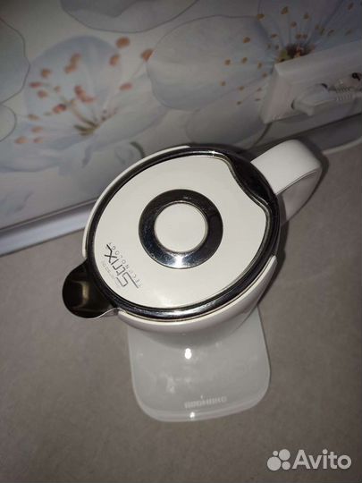 Электрочайник Redmond SkyKettle RK-M170S-E