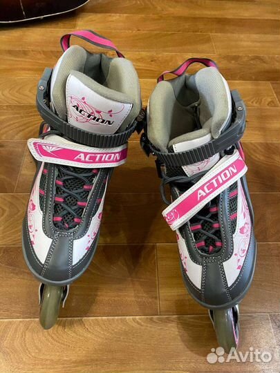 Роликовые коньки