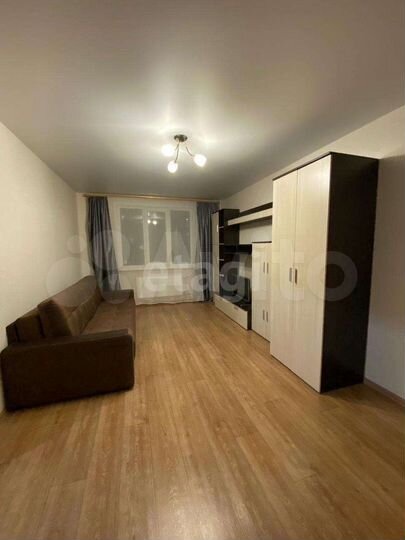 1-к. квартира, 40 м², 4/17 эт.