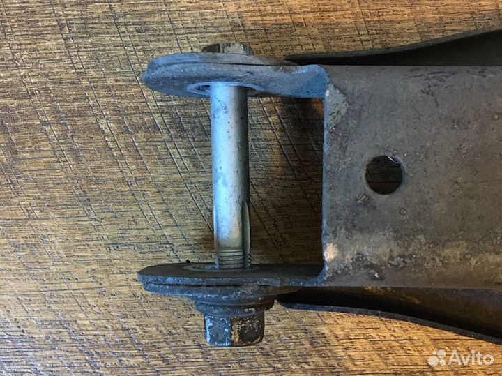 Рычаг контроля развала BMW E87