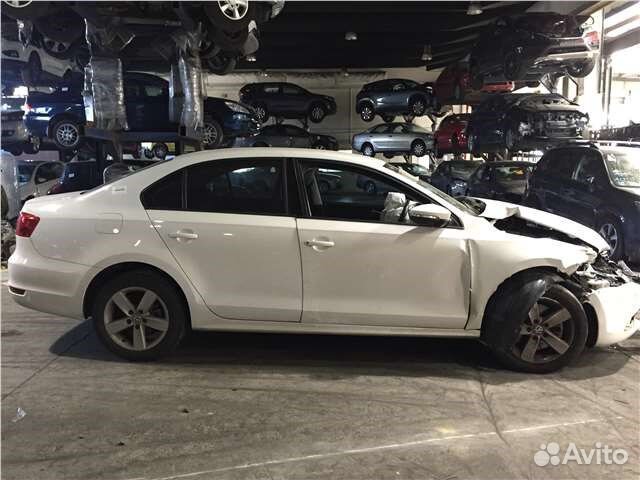 Разбор на запчасти Volkswagen Jetta 6