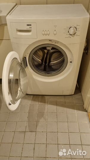Стиральная машина Zanussi ZWS181