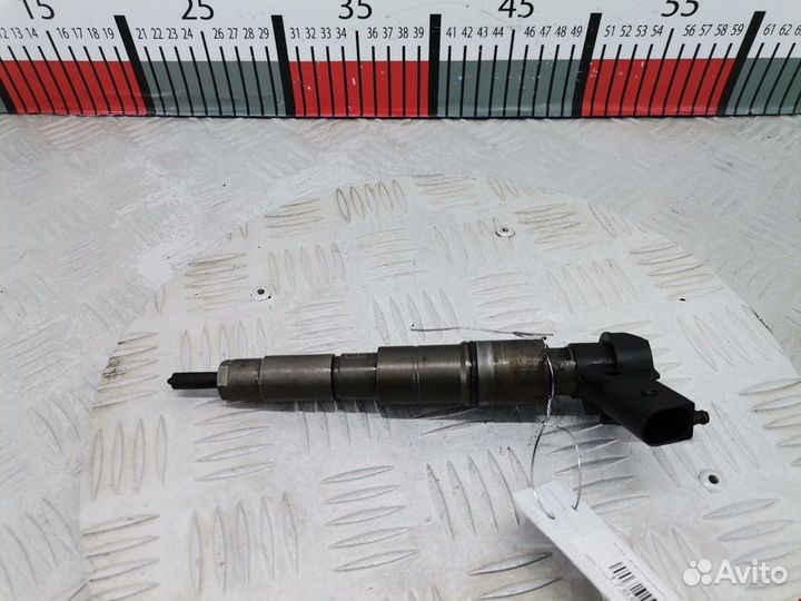 Форсунка BMW 7 E65/E66/E67 рест. 2007 13537792721