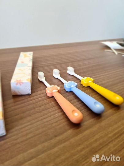 Зубная щетка