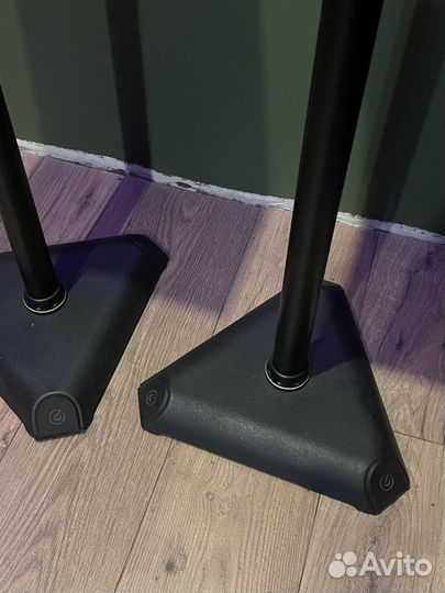 Стойки под студийные мониторы Gravity