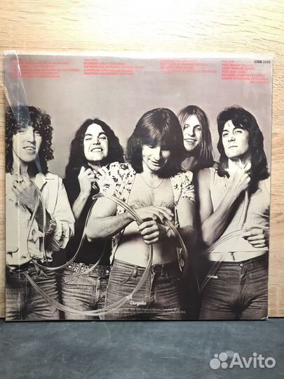 UFO no heavy petting