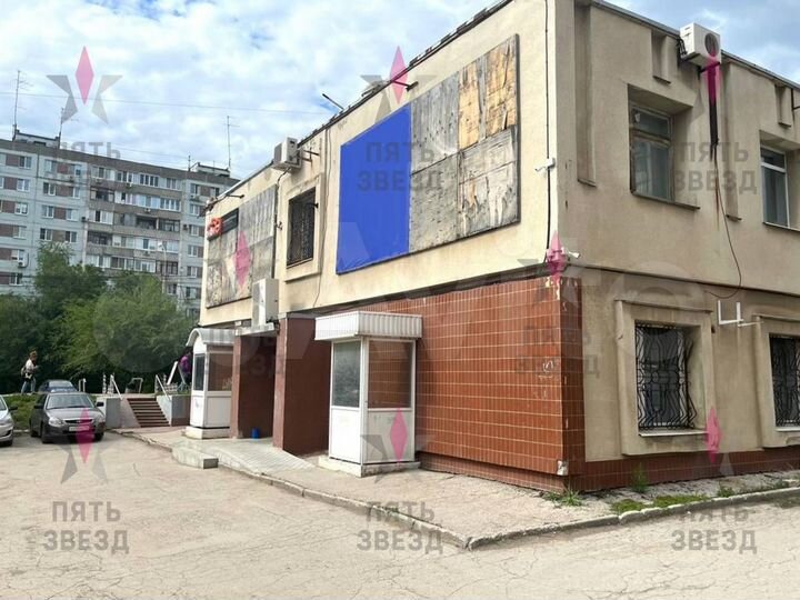 Офисное здание в центре 1976,2 кв.м