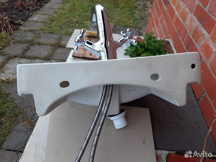 Раковина в ванную