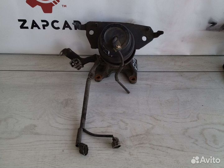 Toyota land cruiser 200 Подушка двигателя