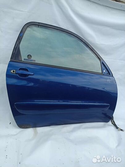 Toyota RAV4 xa20 правая дверь трёхдверка