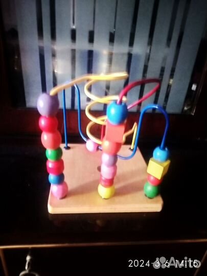 Развивающая игрушка