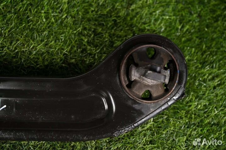 Рычаг подвески задний правый Hyundai Hyundai Santa