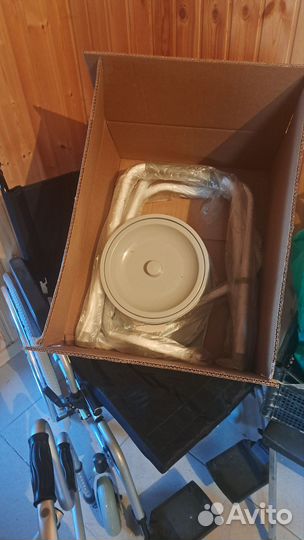 Коляска инвалидная