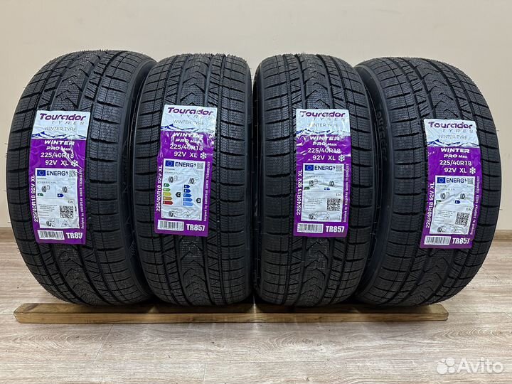 Tourador Winter Pro Max 225/40 R18 92V