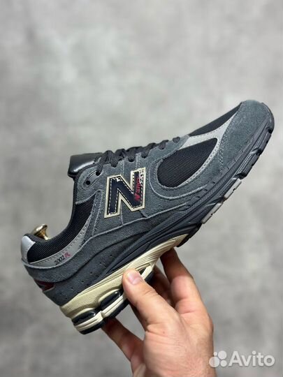 Кроссовки New Balance 2002R