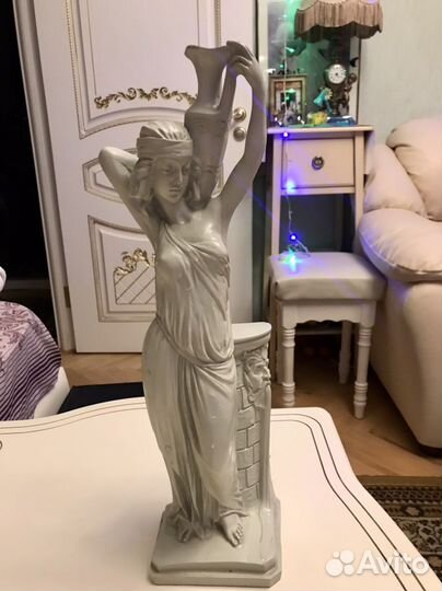 Статуя винтажная