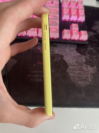 iPhone 5C, 16 ГБ