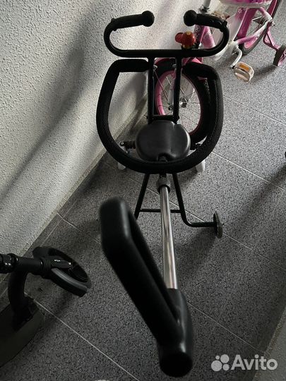 Каталка для детей с ручкой для мамы