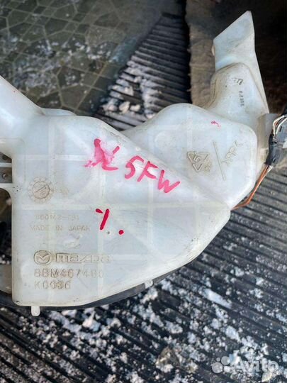 Бачок омывателя mazda 3 bl